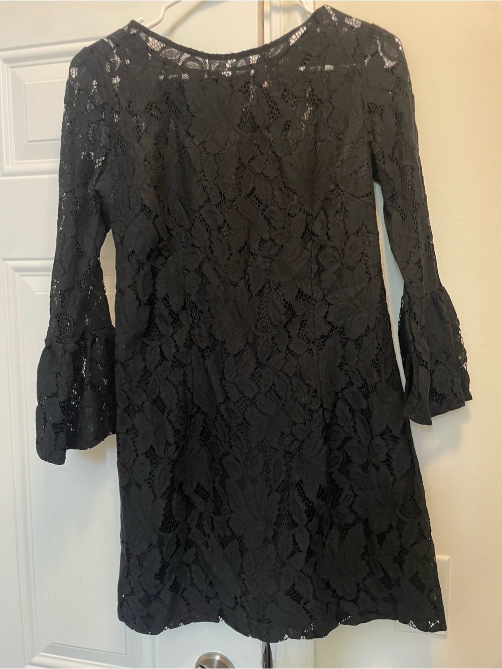 NWOT - BB Dakota Women’s Black Lace Bell-Sleeve Dress Size 4